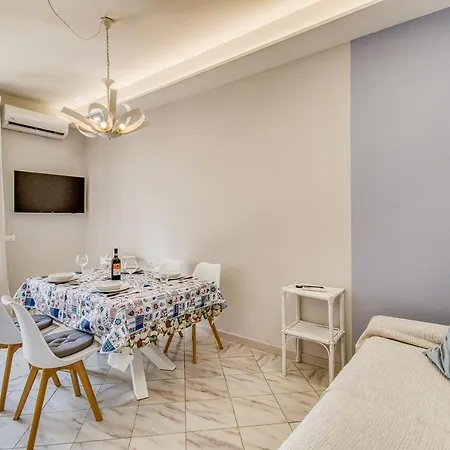 Bedo House Front - Happy Διαμέρισμα Follonica